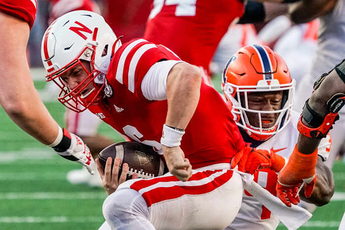 Chubba Purdy sacked fourth quarter Kenenna Odeluga USATSI_19332588 Nebraska vs Illinois football 2022